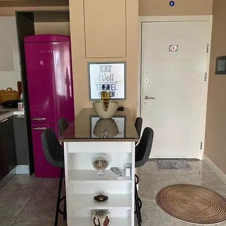דירה Sehrin Merkezinde Yepyeni Modern Dosenmis Daire