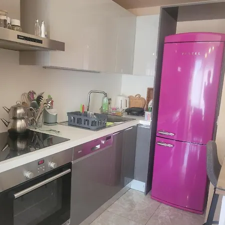 Sehrin Merkezinde Yepyeni Modern Dosenmis Daire *